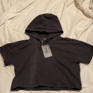 Cropped short sleeve gymshark hoodie